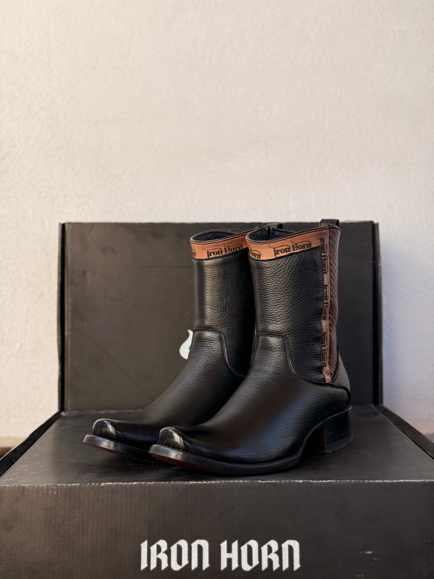 BOTIN CASUAL  IH PIEL GENUINA VENADO NEGRO